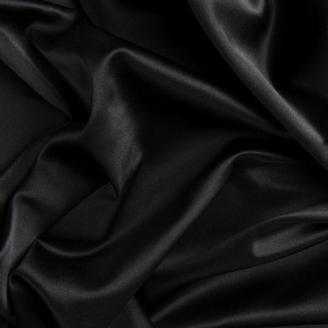 Черный в одежде — стиль или траур?