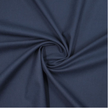 Плательная ткань темно-синего цвета