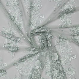 Вышивка на сетке, светло-зеленый цвет