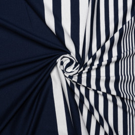 Трикотажная ткань с сине-белую полоску