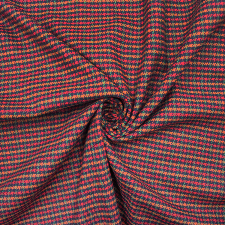 Костюмная ткань красно-оранжевая в "гусиную лапку" Костюмная ткань красно-оранжевая в "гусиную лапку"