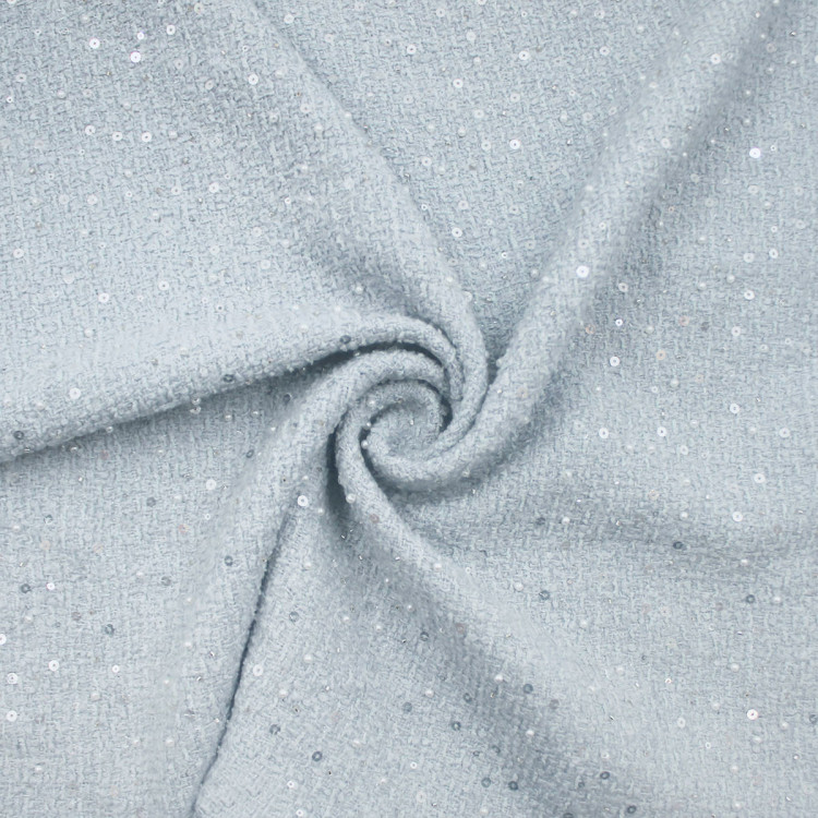 Шанель голубого цвета с бисером Шанель голубого цвета с бисером