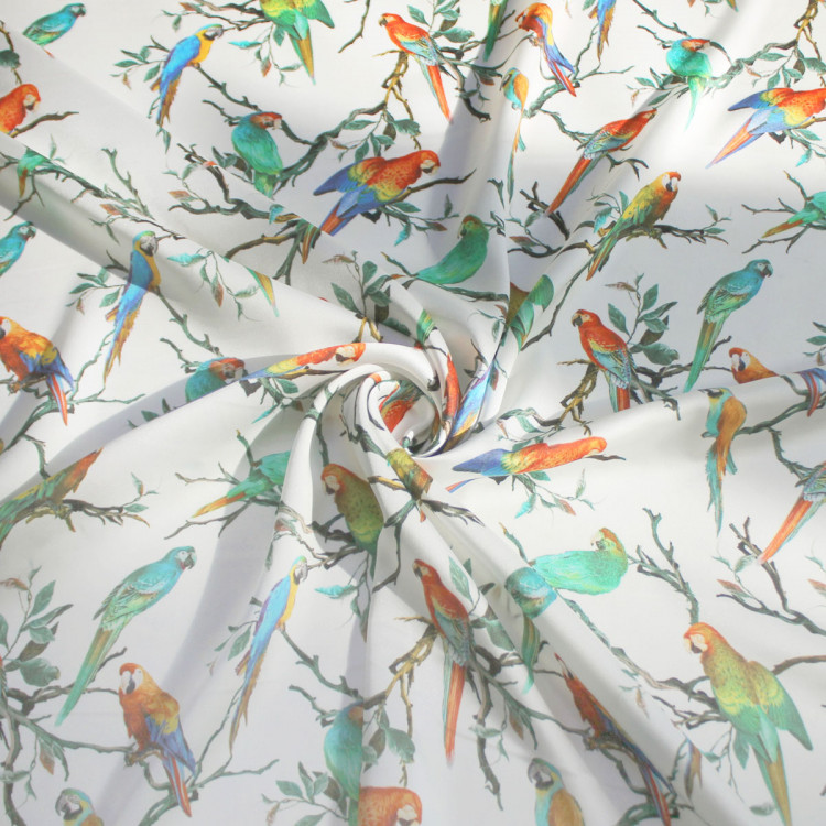 Шелк искусственный с попугаями Шелк искусственный с попугаями