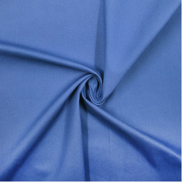 Ткань рубашечная твил василькового цвета