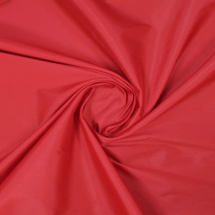 Ткань тафта алого цвета