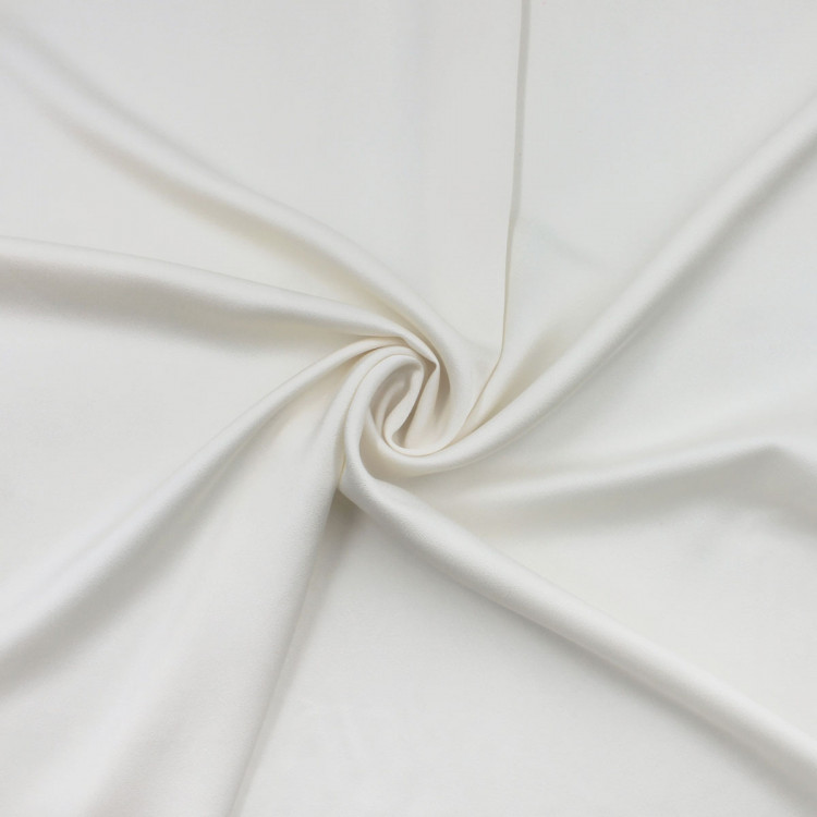Ткань сливочного цвета креп