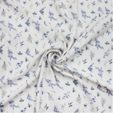 Плательная ткань из 100% вискозы в голубые цветы