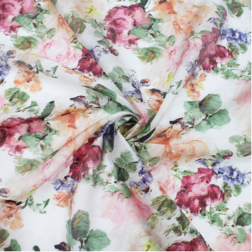 Ткань батист с цветочным узором