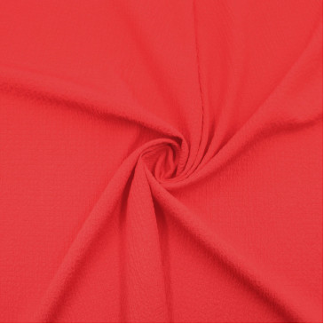 Плательная ткань красного цвета