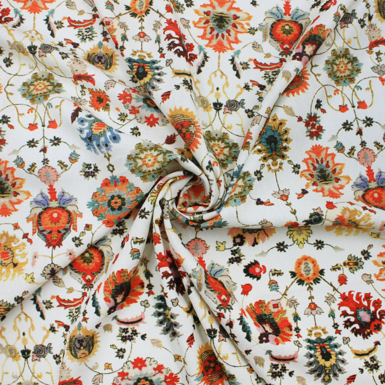 Плательная ткань с абстрактным узором